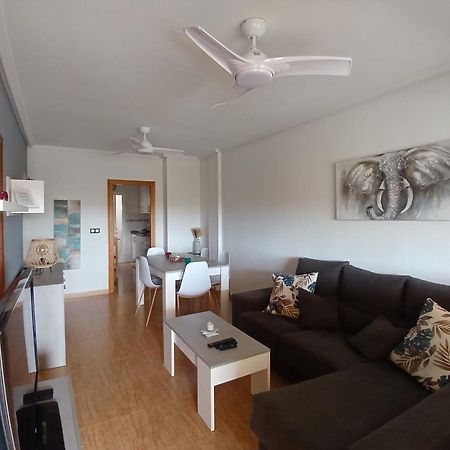 Agreable Appartement Avec Piscine Commune 圣佩德罗－德尔皮纳塔尔 外观 照片