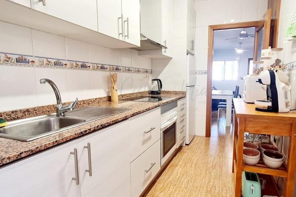 Agreable Appartement Avec Piscine Commune 圣佩德罗－德尔皮纳塔尔 外观 照片