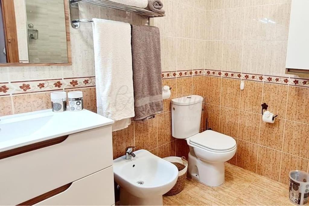 Agreable Appartement Avec Piscine Commune 圣佩德罗－德尔皮纳塔尔 外观 照片